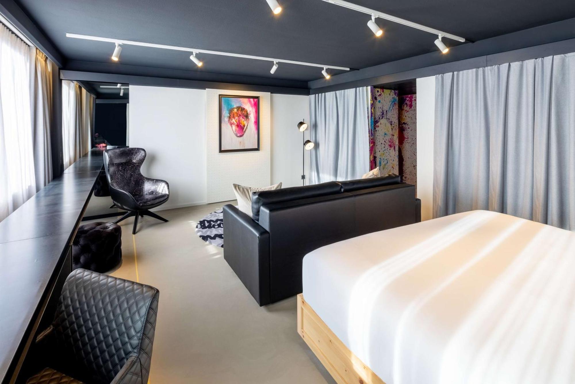Nhow Bloom Hotel 4*